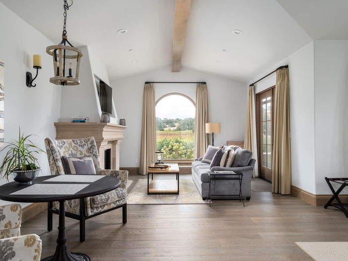 The Bordeaux Suite