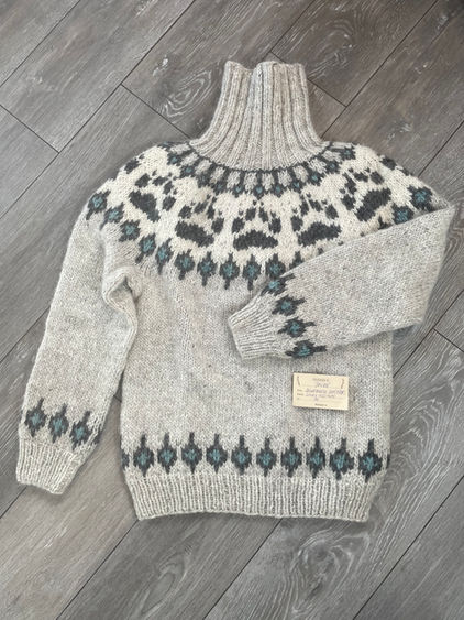 Get Your Sweater 07.jpeg
