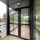 Porte vitré avec menuiserie aluminium