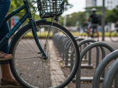Pirapora amplia mobilidade com bicicletários públicos e incentivo ao transporte sustentável