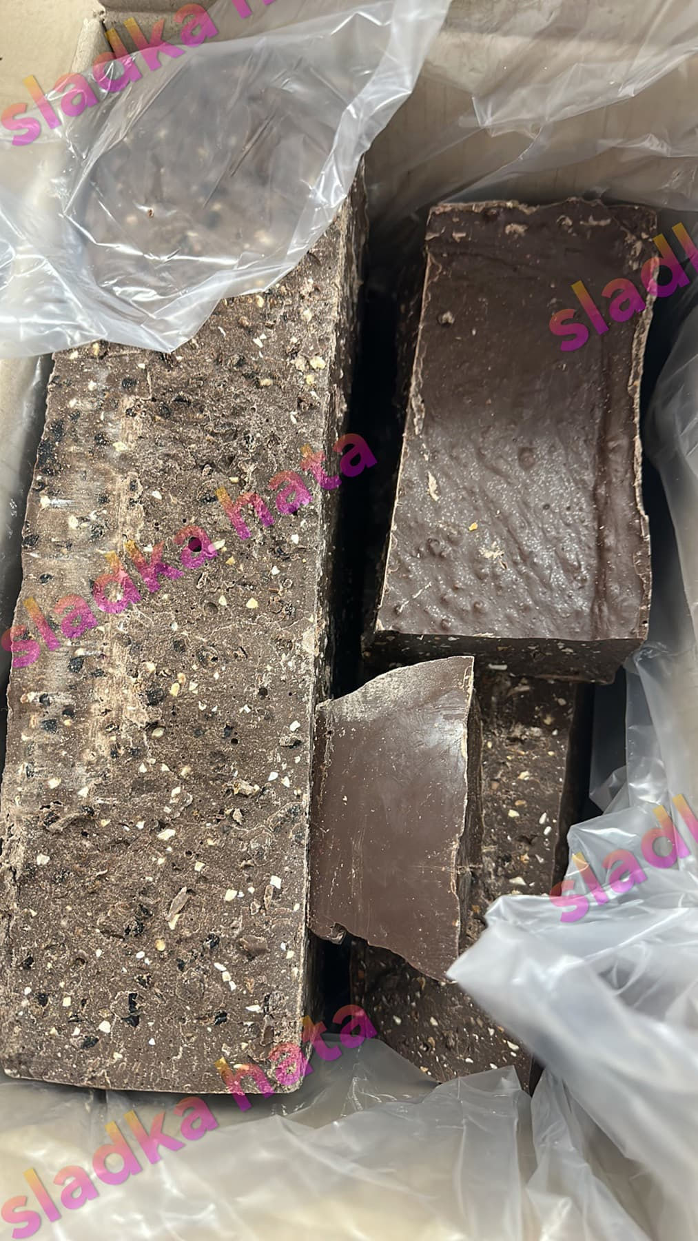 Шоколад молочный "Millennium" Golden Nut с Орехами, изюмом, цукатом, черносливом