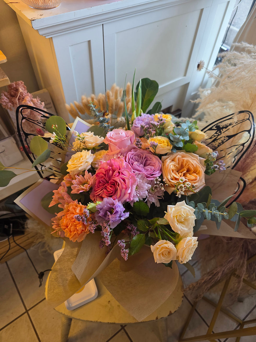 Thumbnail: Flowers on butterfly 