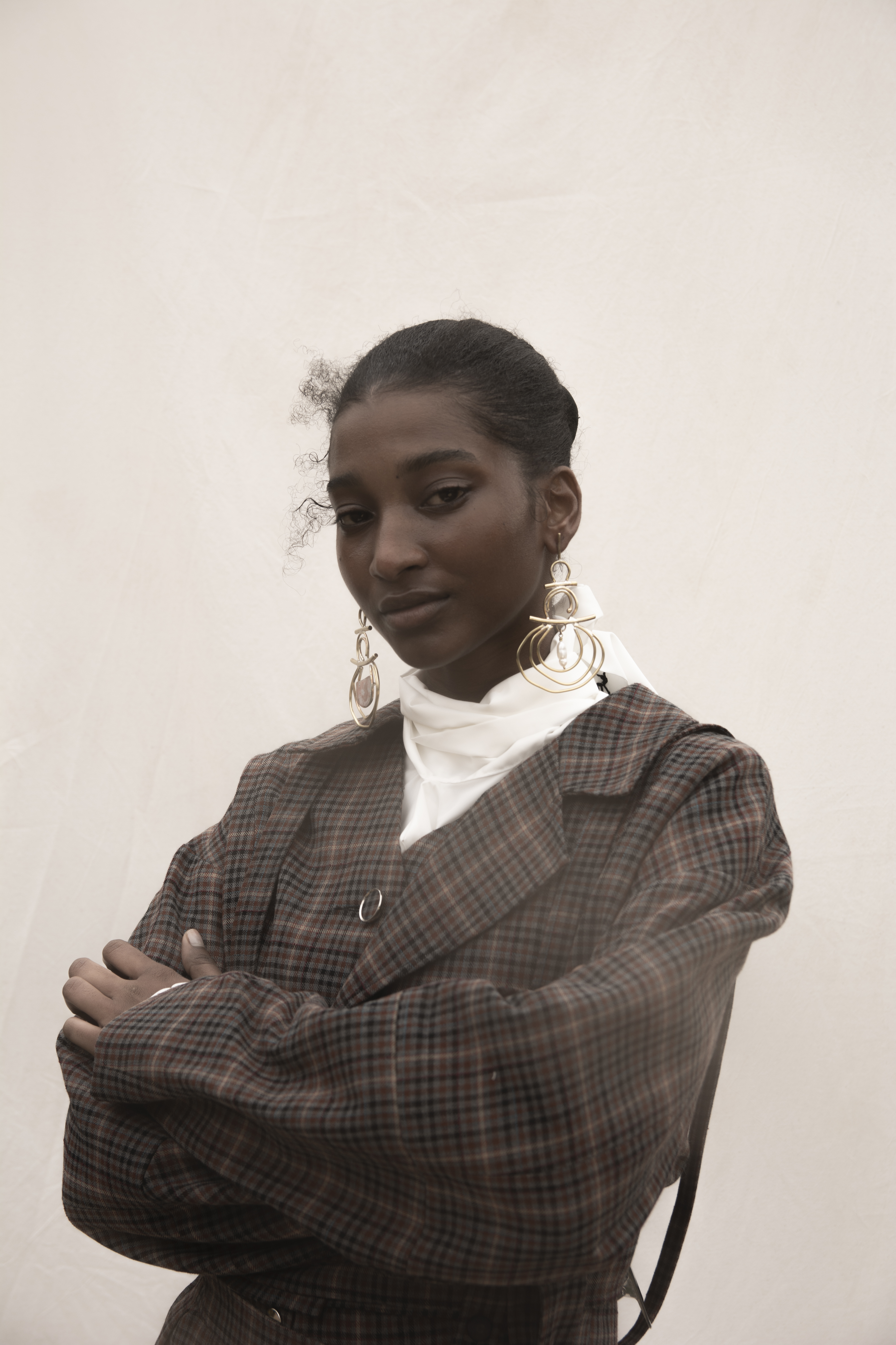MUA: Chantal Amari