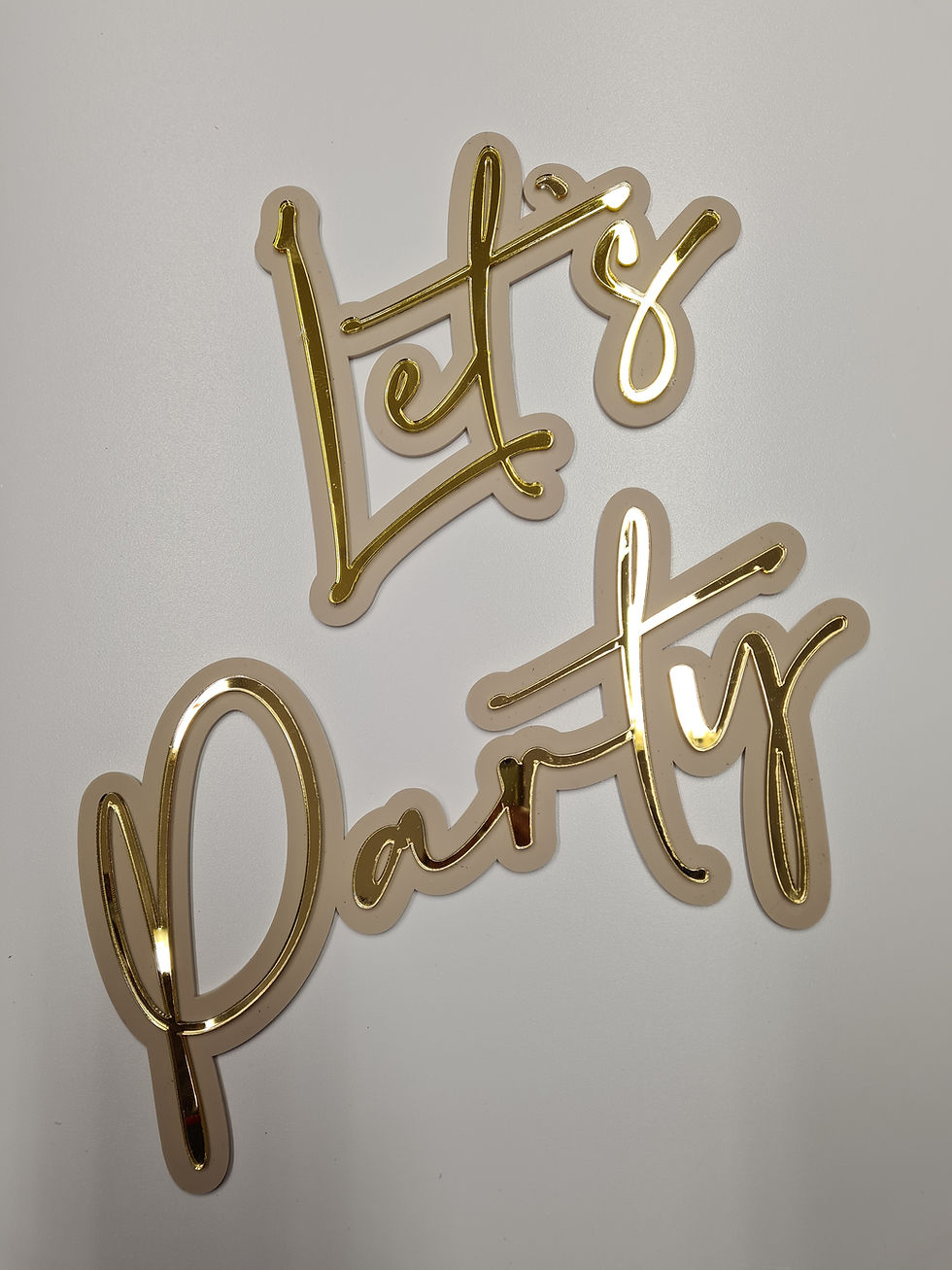 Thumbnail: 3d Offset mirrored lettering.
