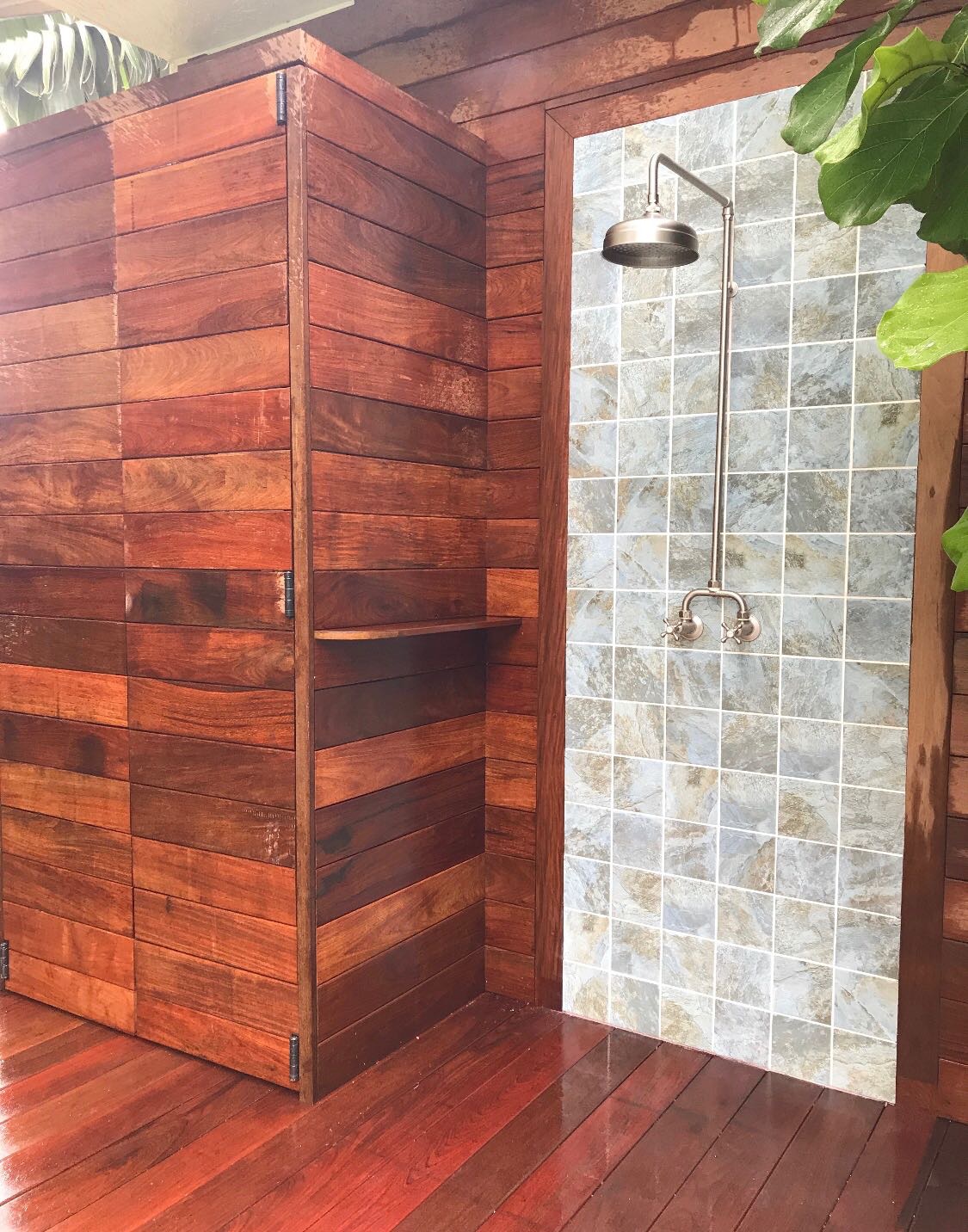 Outdoor Showers Extreme Decks