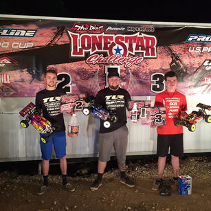 Ogden 2nd in both Buggy and Truggy @ The Dirt Lonestar Challenge