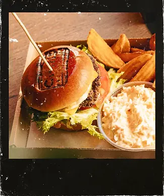 Classy Burger - Chris Bar and Burger