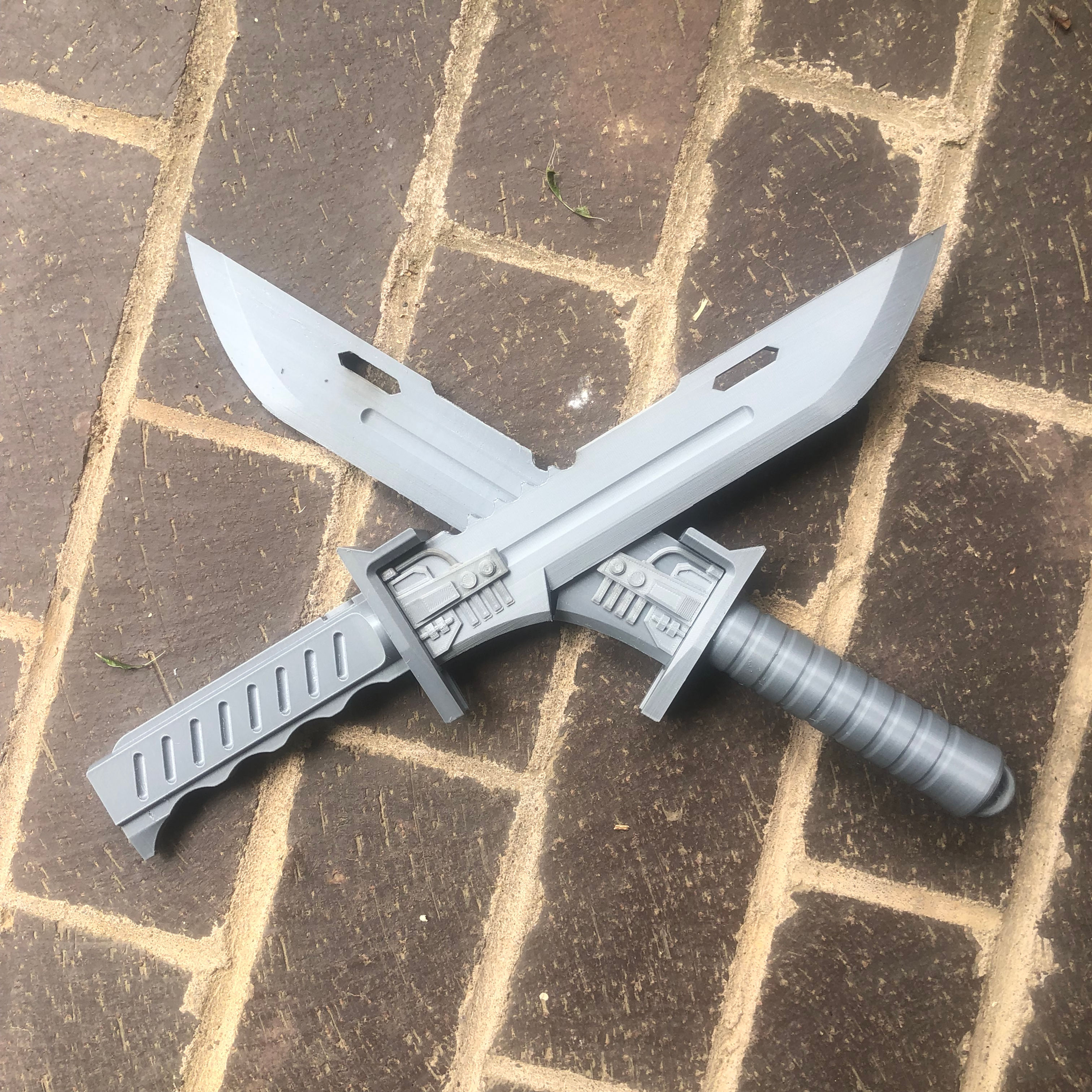 The "Rambolorian" Vibroblade Prop