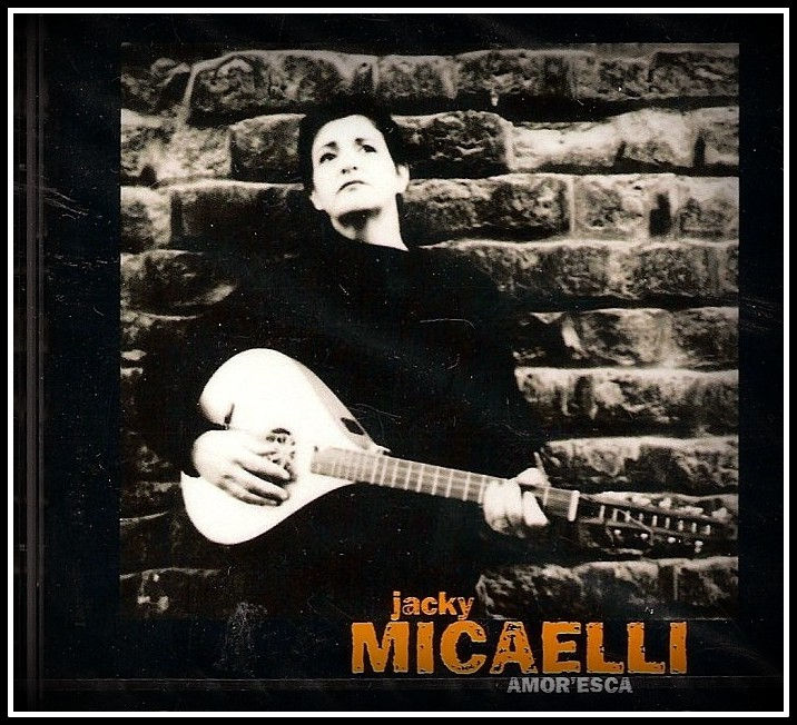 Pochette de l'album AMOR'ESCA de la chanteuse corse Jacky MICAELLI