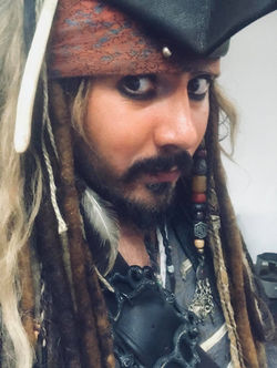 41398901_229876541040952_170810350286720