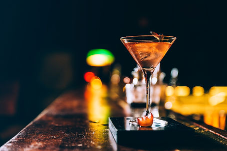 close-up-drink-glass-table-bar.jpg