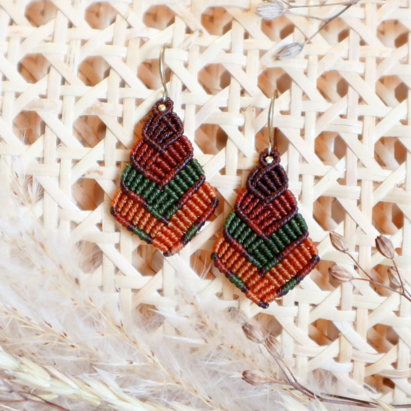 Miniaturbild: Ohrringe „DRAGON SQUARE“ // Farbe 07