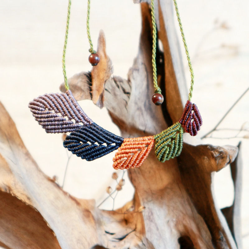 Kette „FOREST OF LEAVES“ // Farbe 04