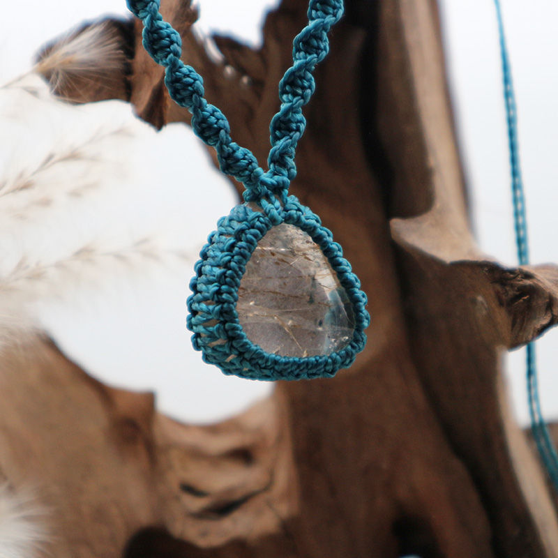 Kette mit Bergkristall // perlenzian