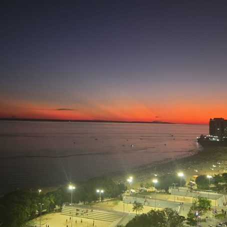 Crepúsculo na Ponta Negra