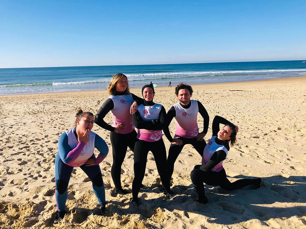 L'équipe du Club de surf Maia surf avant la session