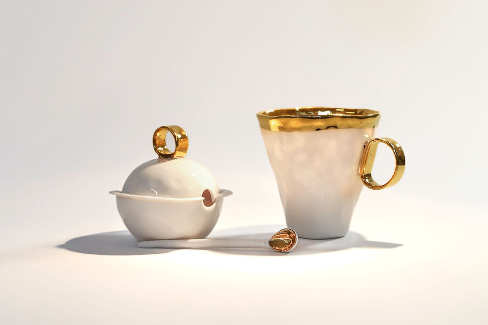 Miniatura: Tancerka - porcelanowy kubek 310 ml