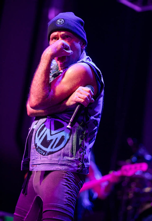 Bruce Dickinson