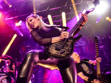 Mammoth WVH and Nita Strauss Shred The House of Blues San Diego