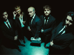 Mirrorcell Detonates New Single "Lovebomb"