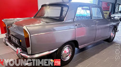 Peugeot 404