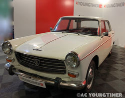 Peugeot 404