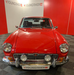 MG B