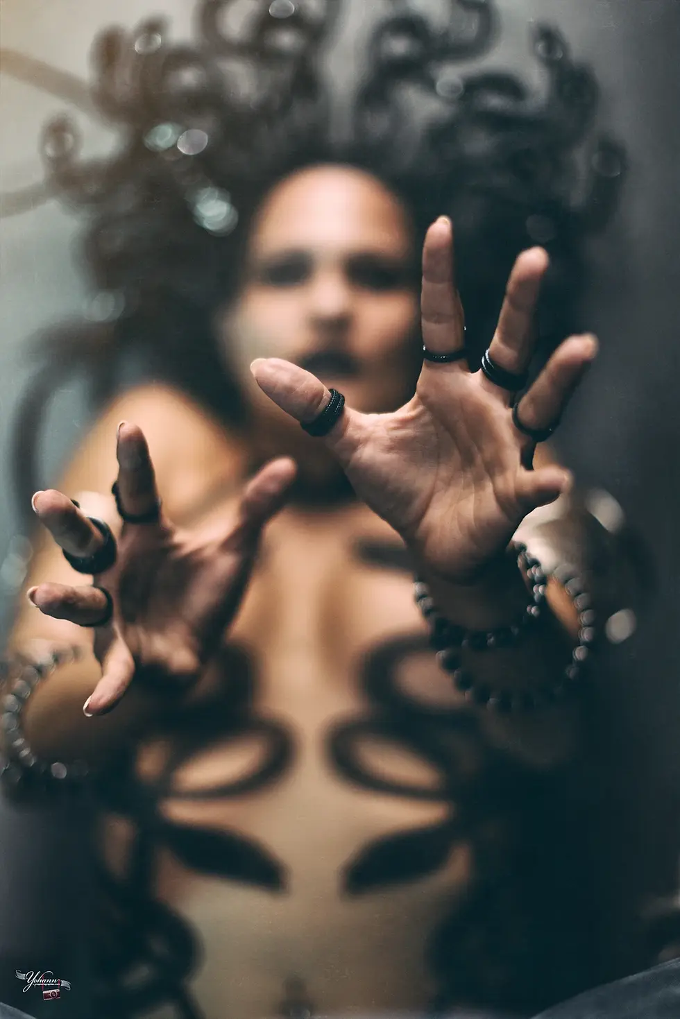 Une photo sur le thème de la Gorgone ou Medusa de Yes Photographies