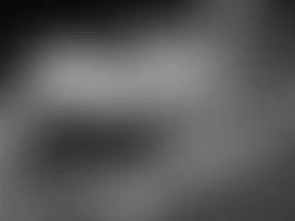 Les photos de la semaine - Intimités Incarnées : L'Amour en Chantier dans une bache.