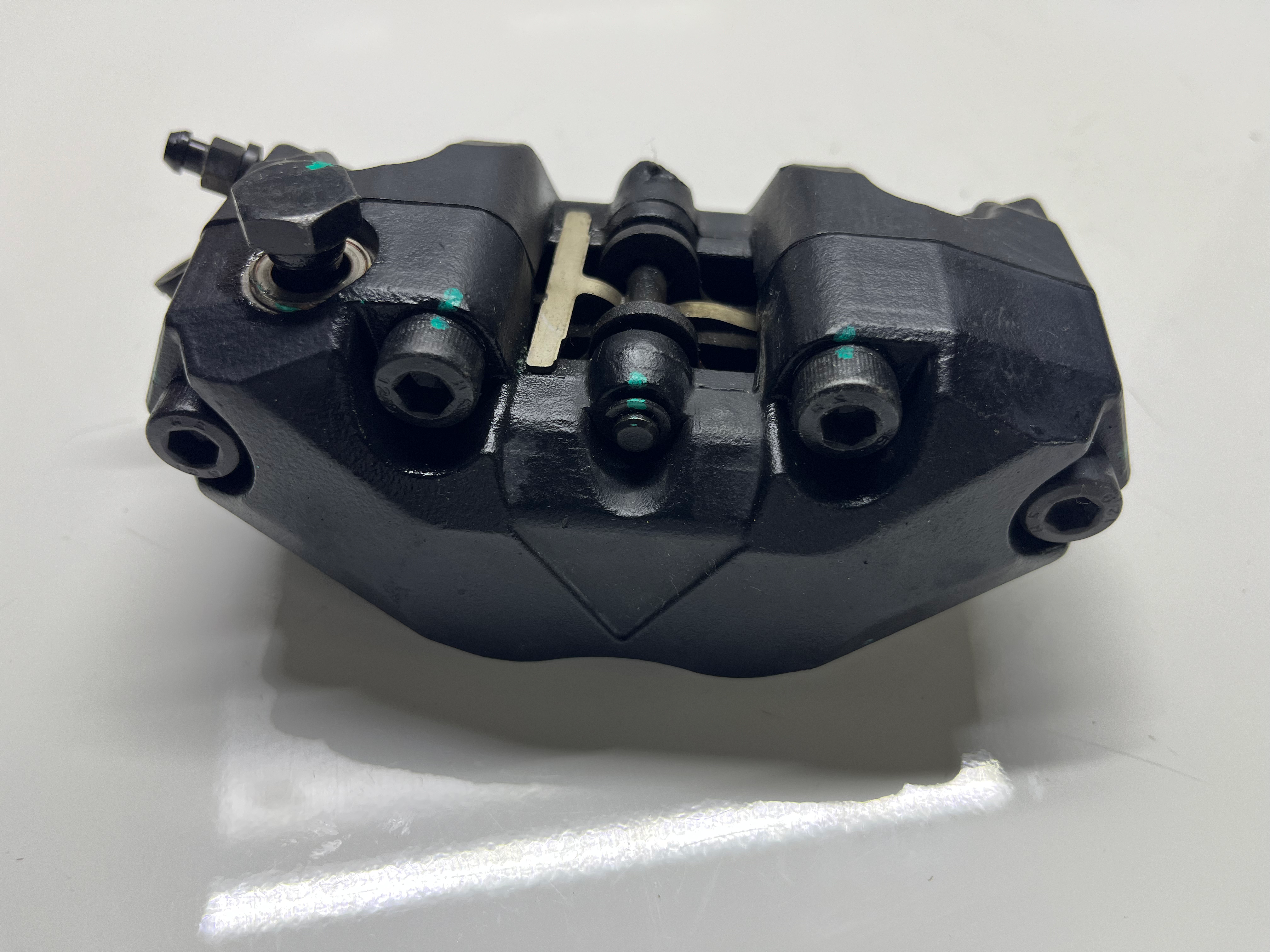 Nk 250 ön fren kaliperi