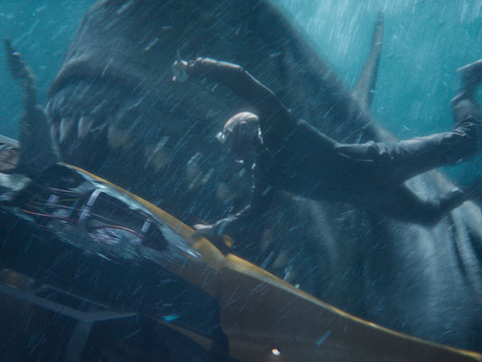 "MEGATUBARÃO 2" GANHA DIRETOR