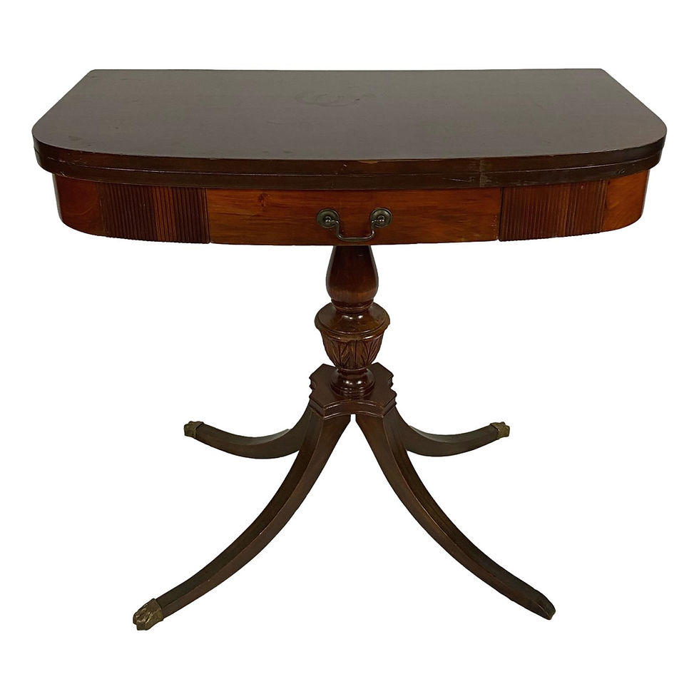 Small Mahogany Pedestal Table