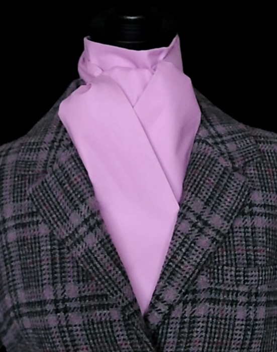 Thumbnail: TRADITIONAL Shaped Stock Tie, Solid Romance