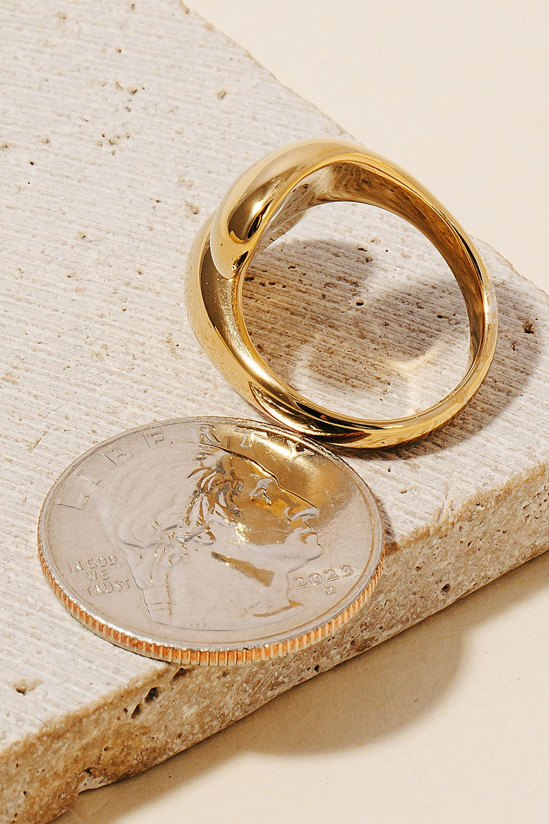 Thumbnail: Aurora Gold Teardrop Ring