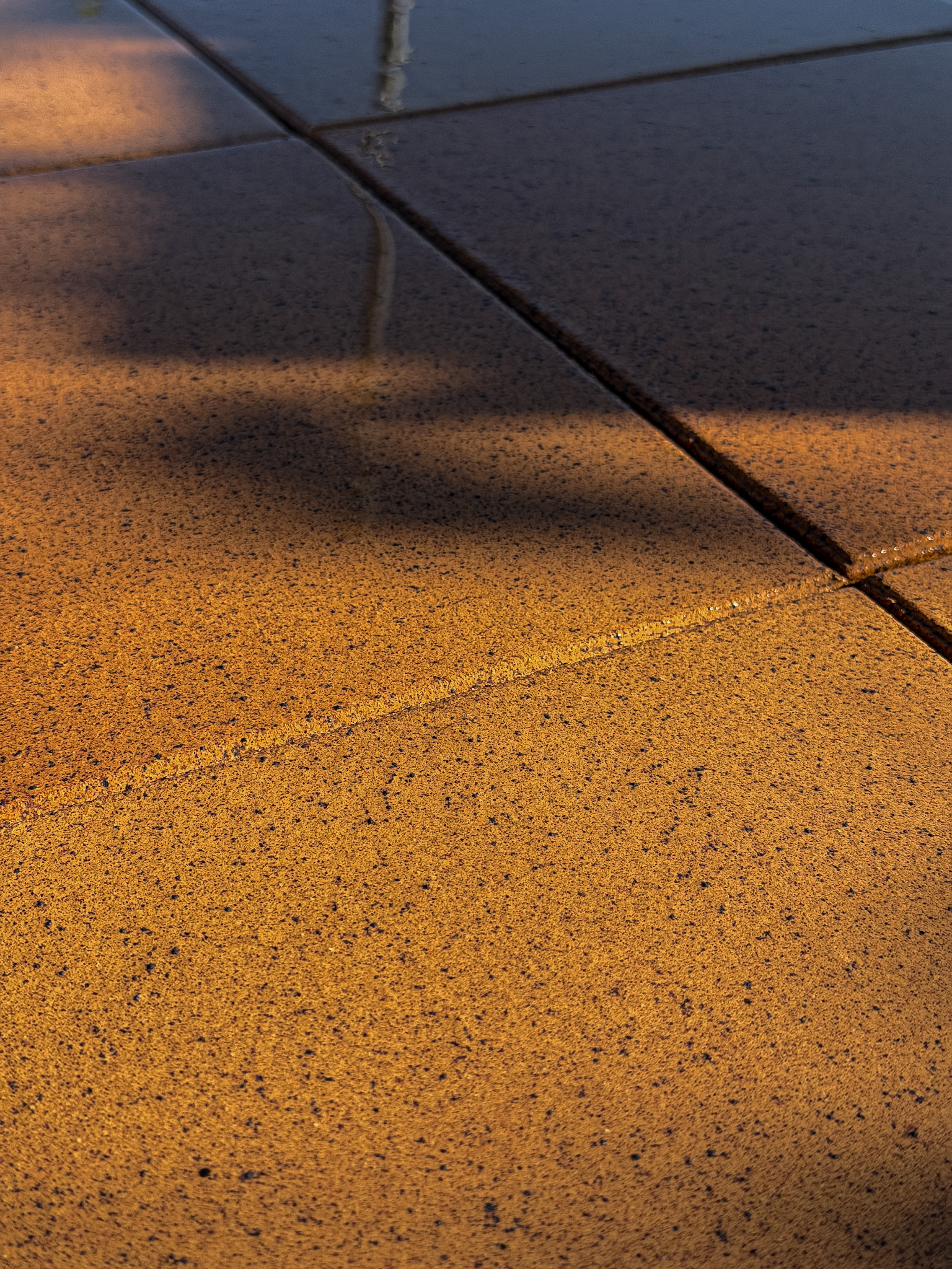 Gresan Tile 12x12 Natural