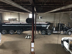 MANAC TRI-AXLE WITH "WINSTON" (MACK)