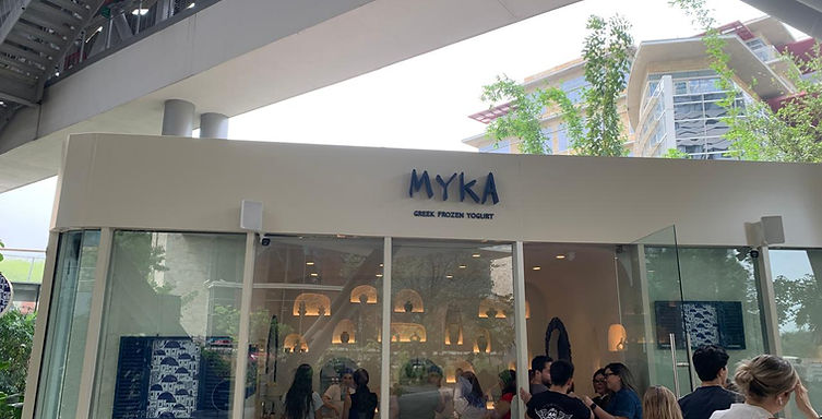Marquesina de alucobond helados myka