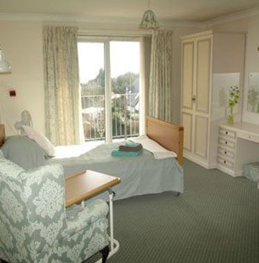 BEDROOM1.jpg