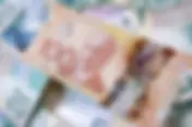 加拿大人认为生活成本是2024年最重要的新闻：民调