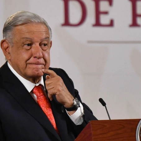 Niega AMLO que haya más diplomáticos rusos en México que en EU