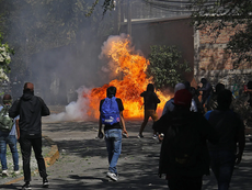 Protestas de normalistas en Ayotzinapa, AMLO pide que “no abusen”