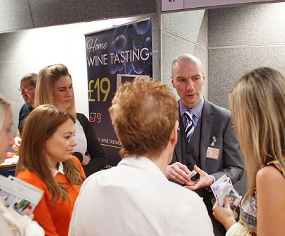 Walk around Magician