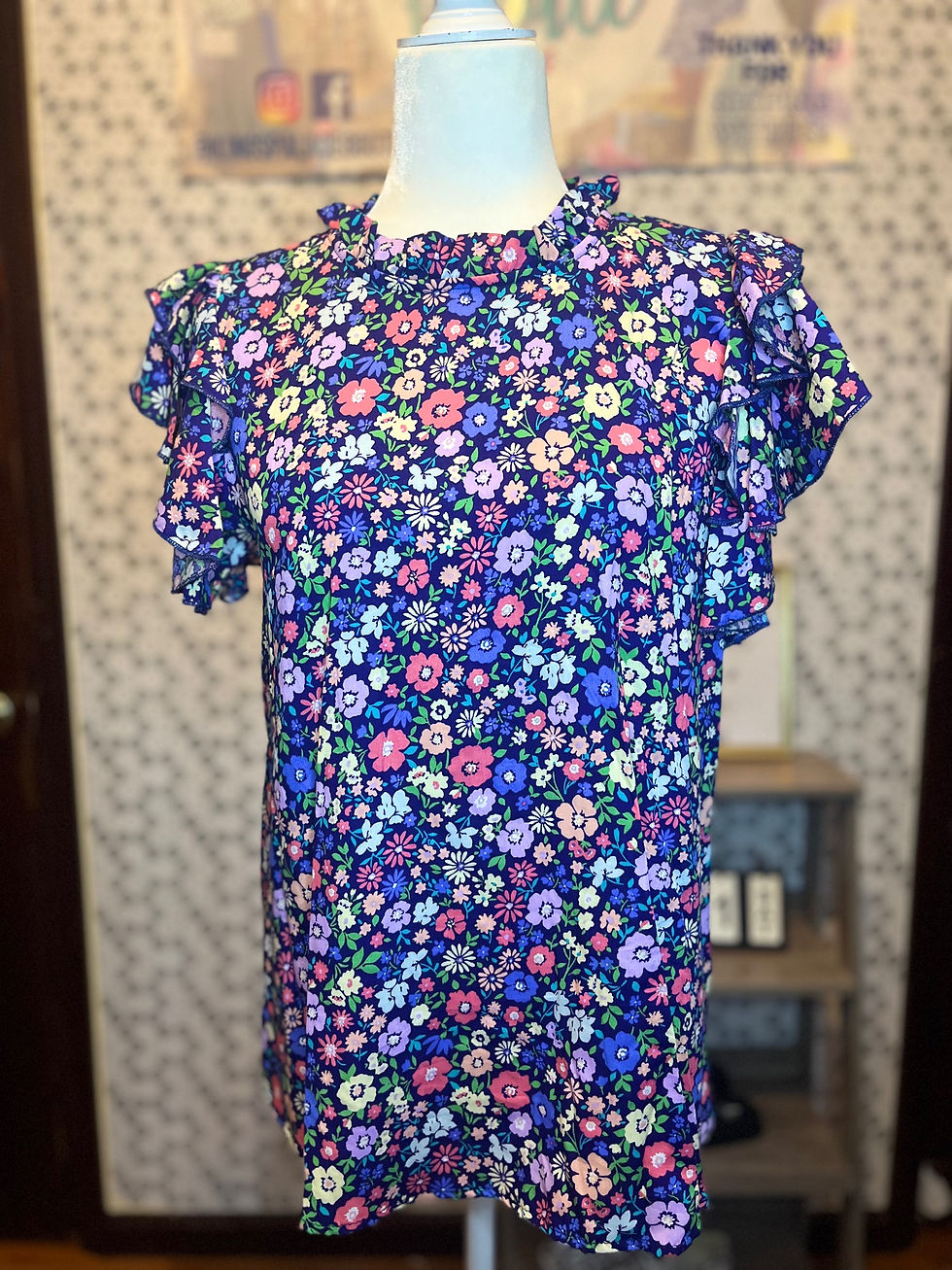 Thumbnail: Azlynn Floral Mock Neck Blouse