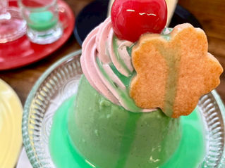 ミントの静かな息吹 ～昔ながらのプリンに宿る清涼～