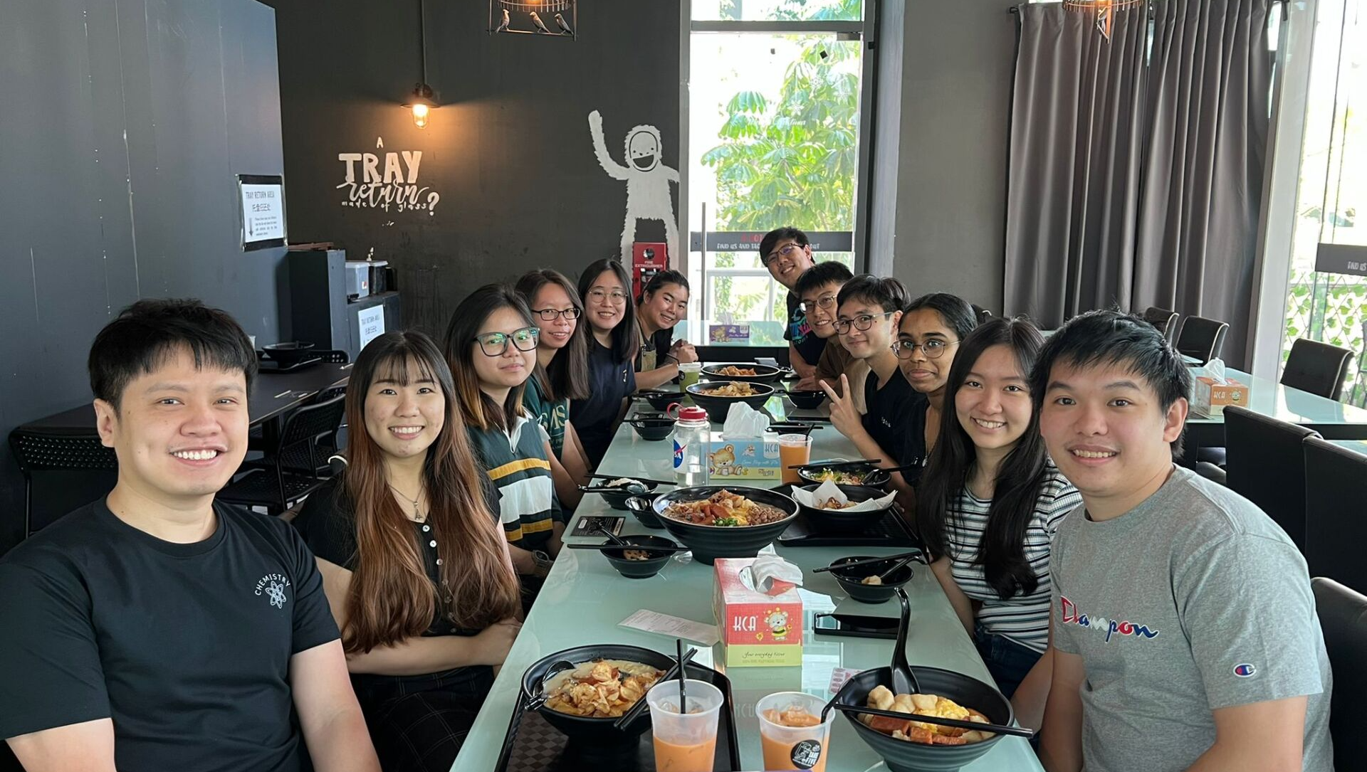 Finally a chalet and bbq outing in the pandemic era! Many thanks to Lee-Search Group for the hard work, the fun, and the great food! (May 2022)