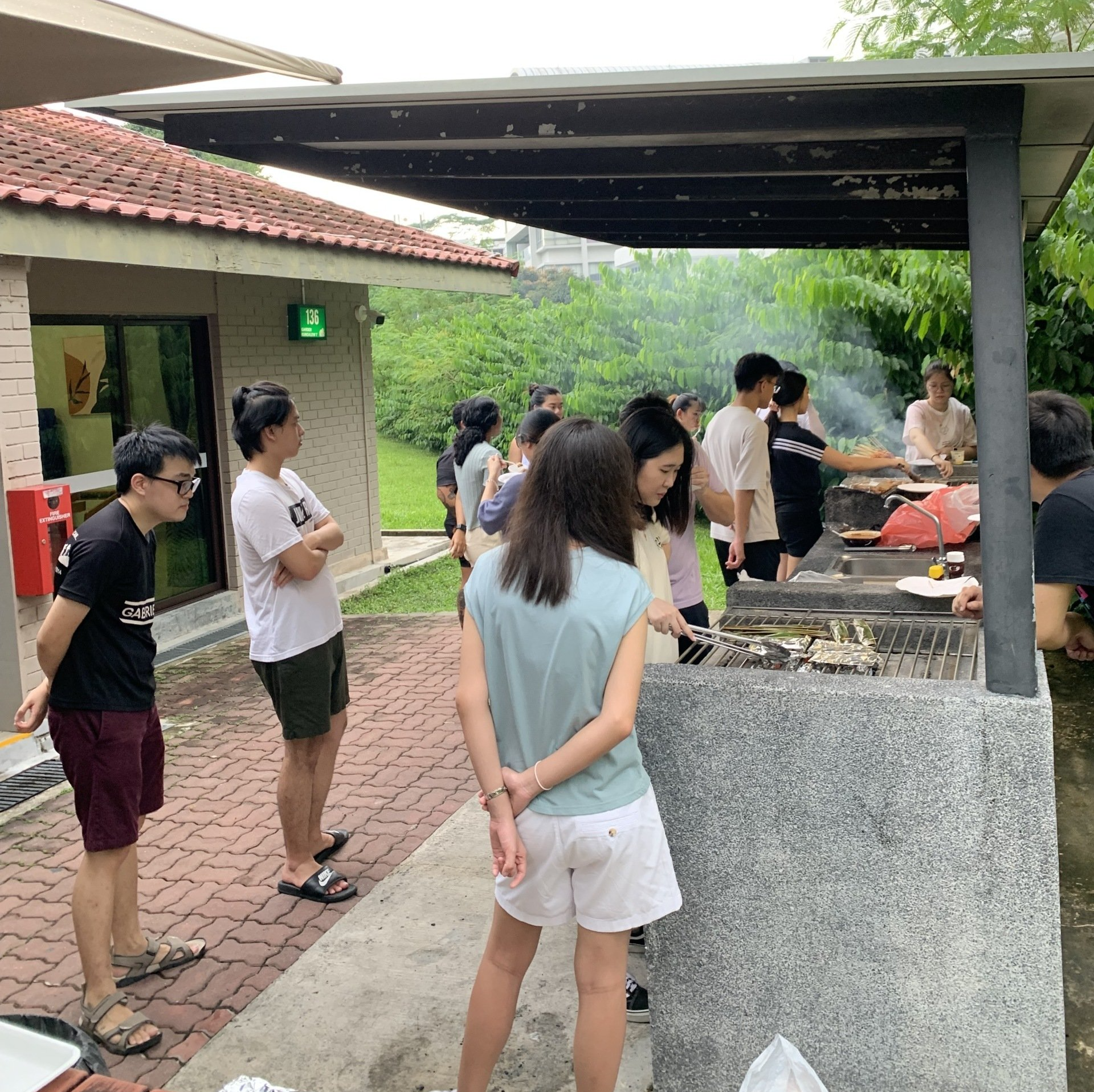 Finally a chalet and bbq outing in the pandemic era! Many thanks to Lee-Search Group for the hard work, the fun, and the great food! (May 2022)