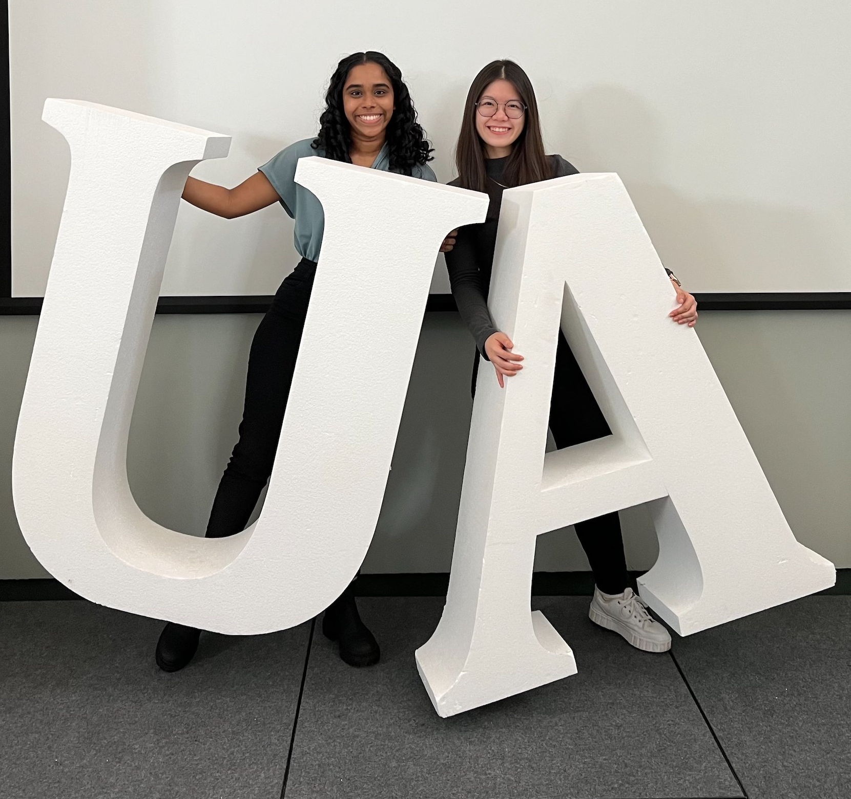 Veronica and Carice were invited to attend the Global UA Summit 2022, Dublin, as highly commended entrants. They had fun and probably lots of beer there.…
