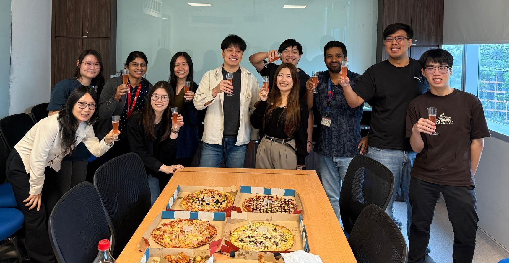 Congratulations to Siew Kheng on successfully defending her Ph.D. thesis! A well-deserved achievement after years of dedication and hard work! (May 2025)