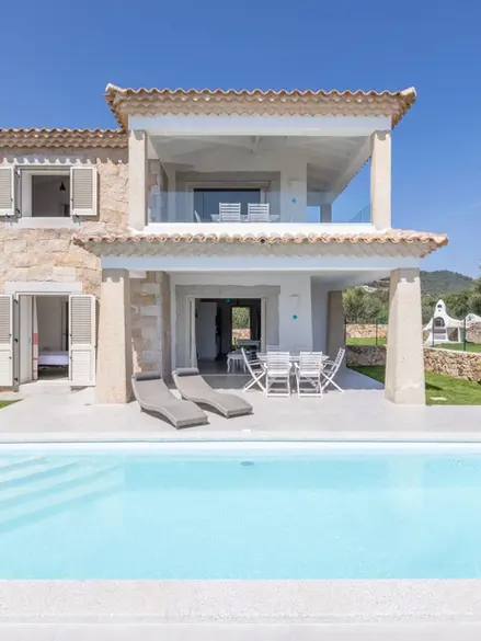 Villa con piscina: elegante casa vacanze