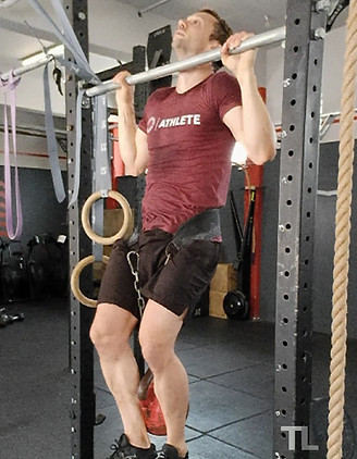 weighted-pullup.jpg